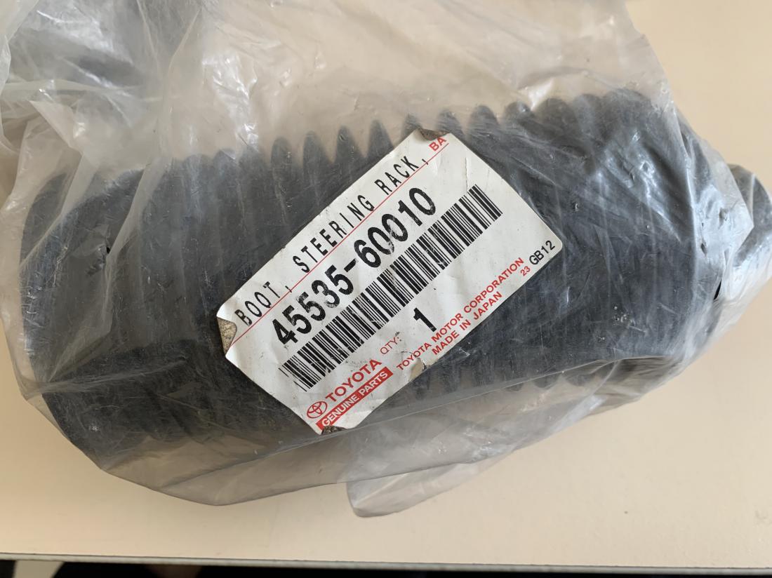 Купити Пыльник рулевого механизма/рейки Toyota до Tesla | 4553560010