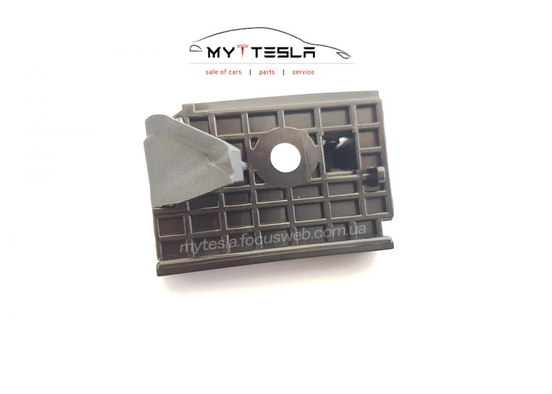 Купити Кріплення переднього крила RH до Tesla | 1084172-00-F
